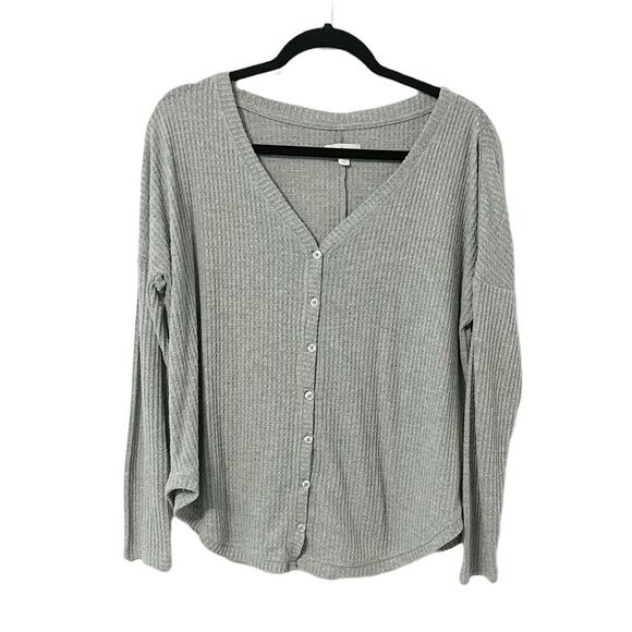 🟢Colsie Gray V Neck Thermal Button Oversized Front Long Sleeve Shirt Size S - Picture 1 of 6